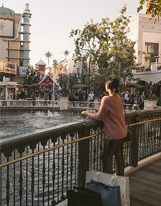 Stephanie Liu at The Grove