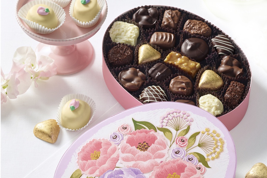 Mother’s Day Offer at See’s Candies • The Grove LA